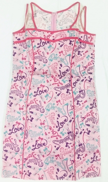 ĐẦM NGẮN ÔM CUOP NGỰC