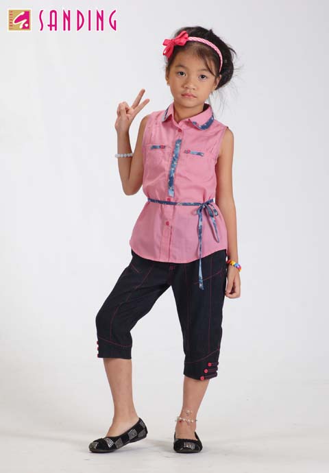 Đầm đỏ cột dây